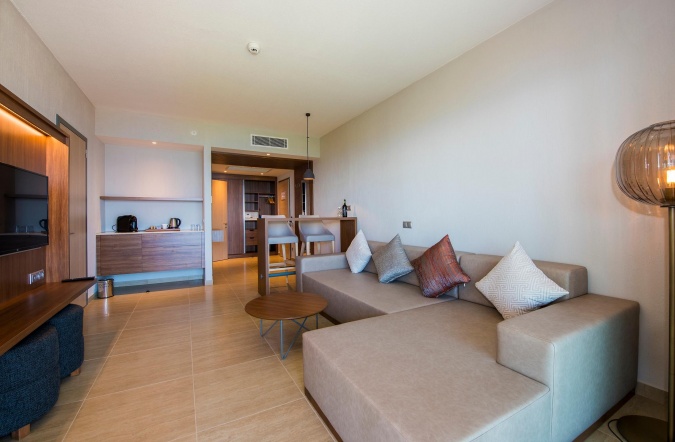 Suit Deniz Manzaralı